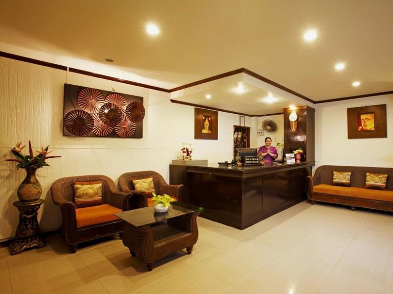 Bamboo Beach Hotel & Spa Patong 外观 照片