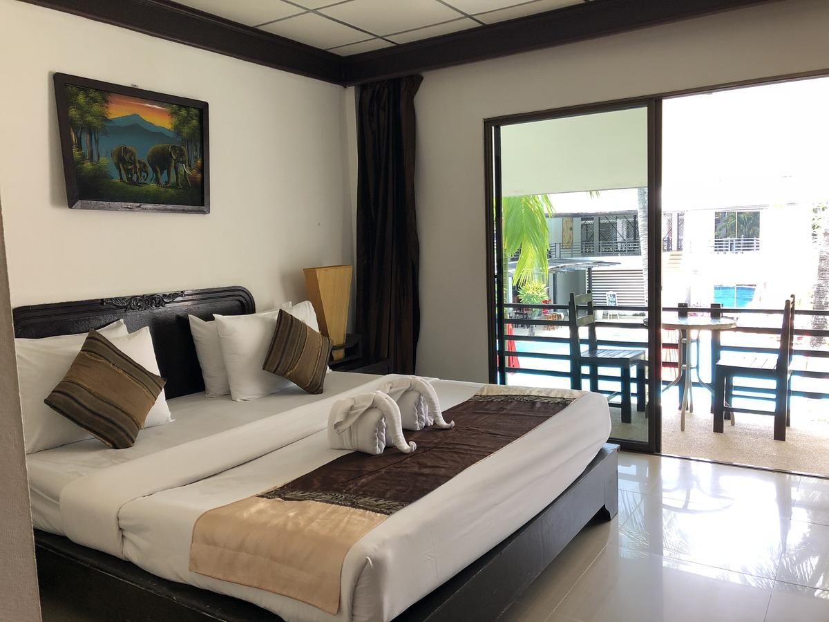 Bamboo Beach Hotel & Spa Patong 外观 照片